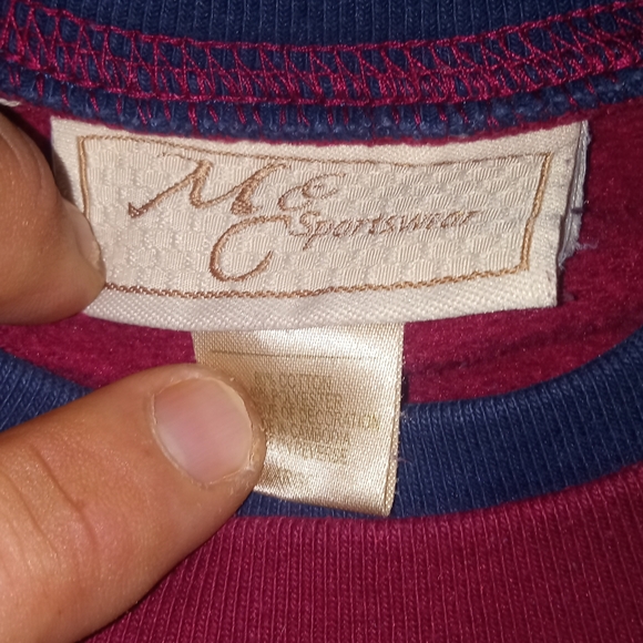 M & C Sportswear Women's Sweater Sweatshirt Size Large Color Red Blue Christmas - Picture 3 of 4